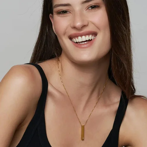 Vista 4 de Personalized Vertical 3D Totem Bar Necklace with Custom Inscriptions - Diamond or Cubic Zirconia Options - Engraved Gift for Her, Women - Dainty