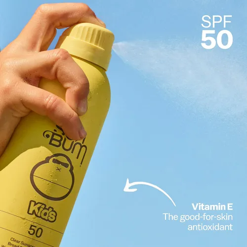 Vista 3 de Sun Bum Protector Solar SPF 50 para Niños Spray Corporal Transparente - Amplio Espectro Resistente al Agua con Vitamina E - Aplicación en Piel
