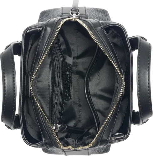 Vista 4 de Calvin Klein Millie - Mini bolso cruzado 2 en 1 con compartimento triple