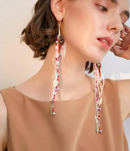 Vista 3 de Badu - Aretes de plumas para mujer, diseño de borla larga, joyería bohemia, accesorios de boda