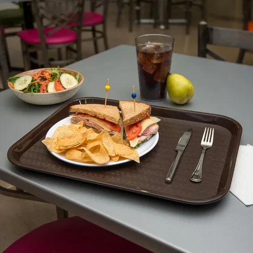Vista 4 de CFS CT141869 Bandeja estándar para cafetería/comida rápida, 14 x 18 pulgadas, chocolate (paquete de 2)