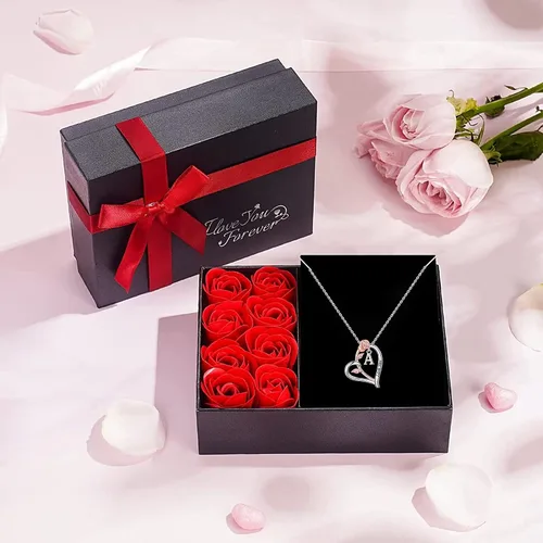 Vista 5 de Collares con inicial de corazón de rosa, regalos para mujeres, adolescentes y niñas, collar con dije de letra de corazón de amor de rosa, joyería