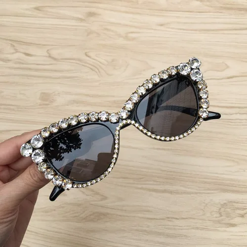 Vista 5 de Gafas de sol retro vintage de ojo de gato con diamantes de imitación para mujer