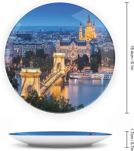 Vista 2 de XISUNYA Plato decorativo de 6 pulgadas, placa de porcelana con paisaje urbano, puente histórico antiguo en Budapest, impresión tradicional europea