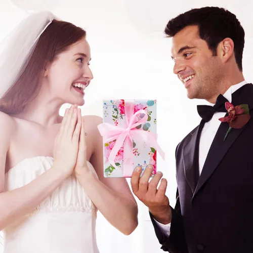 Vista 5 de Juego de papel de regalo de boda y cinta para niñas y mujeres, 6 hojas plegadas, diseño de rosa roja y rosa, 20 x 28 pulgadas, papel de regalo