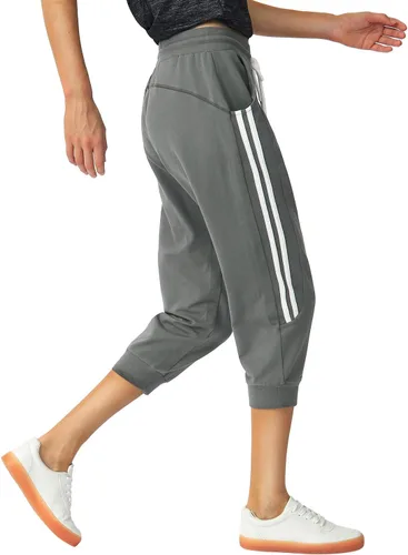Vista 4 de SPECIALMAGIC Pantalones deportivos capri para mujer, pantalones capri casuales con bolsillos