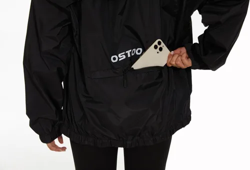 Vista 5 de OSTOO Chaqueta impermeable ligera para mujer, para correr, ciclismo, con capucha, para senderismo, rompevientos