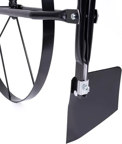 Vista 3 de EarthWay 6500 Cultivador de Rueda Alta Tubular con Mango Cómodo, Ajustable en 3 Posiciones, Implementos de Cambio Rápido y Rueda de Acero de 24