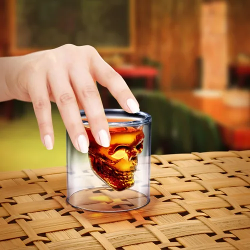 Vista 2 de Vaso de chupito de vidrio en forma de calavera Fred & Friends., DOOMED calavera de cristal, N/A, DOOMED
