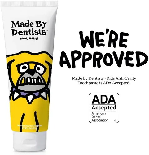 Vista 5 de Made by Dentists Pasta dental anticaries con flúor Bulldog para niños, 4.2 onzas, paquete de 3 chicles