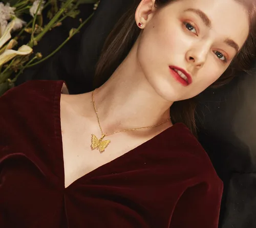 Vista 3 de PROSTEEL Collar de mariposa, chapado en oro de 18 quilatesnegro, acero inoxidable 316L, joyería de mujer, regalo para ella, caja de regalo