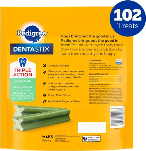 Vista 33 de Pedigree Dentastix Golosinas dentales para perros pequeños de doble sabor, tocino y pollo, bolsa de 5.08 onzas (24 golosinas)