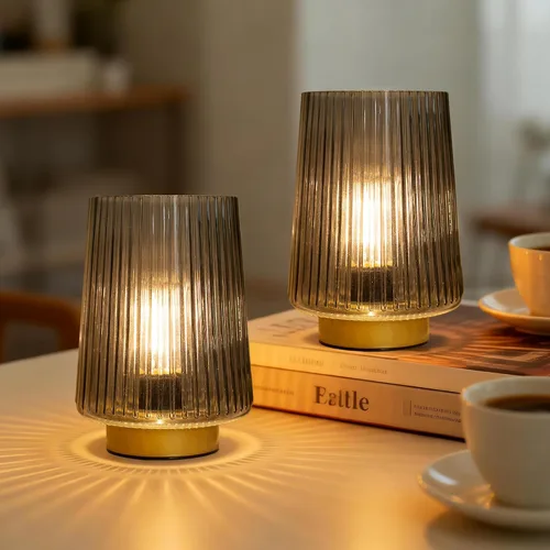 Vista 11 de Lámpara a pilas con temporizador, juego de 2 pequeñas y acogedoras lámparas de mesa decorativas de vidrio ambiental para mesita de noche y Ámbar