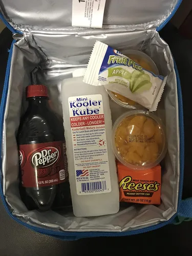 Vista 3 de Mini Kooler Kube 2pk