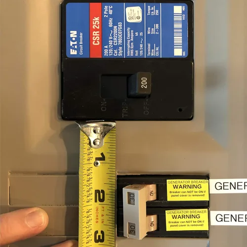 Vista 3 de Kit de bloqueo de interruptor de generador para paneles Eaton/Cutler Hammer Type CH 150 y 200 Amp Modelo NCH200 Fabricado en Estados Unidos