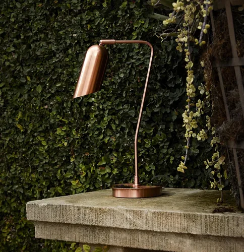 Vista 2 de Wilem - Lámpara de mesa con acabado de cobre de lujo, iluminación moderna de grado comercial para sala de estar o dormitorio