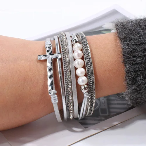 Vista 2 de Vercret - Pulsera de cuero para mujer, pulsera para niña de varias capas, ideal como regalo para mujer, hermana mayor, mamá, etc.