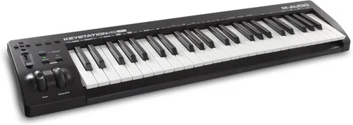 Vista 6 de M-AUDIO Keystation 49 Controlador MIDI en Paquete con Auriculares para Grabación de Estudio, Producción Musical, Podcasting, Transmisión