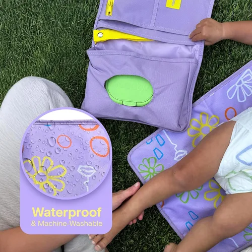 Vista 5 de Freestyle Cambiador de pañales portátil Cambiador de bebé plegable e impermeable con elegante bolsa de toallitas húmedas Cambiador de viaje