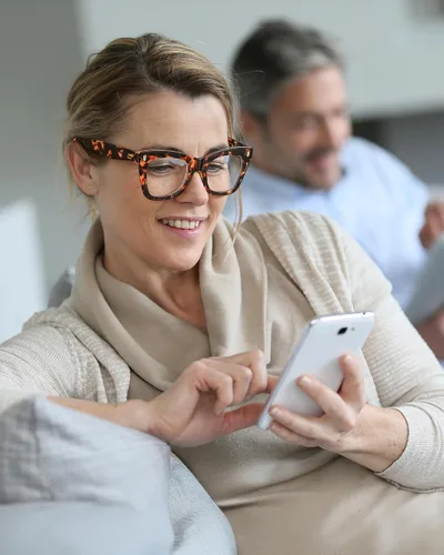 Vista 6 de JM - Paquete de 4 anteojos de lectura sobredimensionados para mujeres, estilo ojo de gato a la moda, estilo Oprah, con bloqueo de luz azul, anteojos