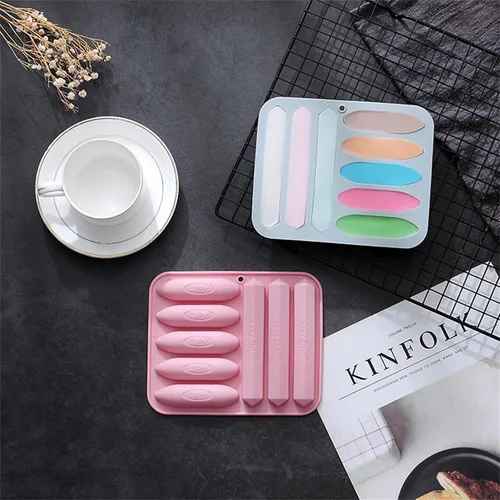 Vista 5 de Moldes de silicona aptos para horno, paquete de 4 moldes de silicona triangulares reutilizables 3D surtidos para crayones de cera, velas