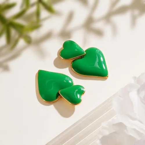 Vista 6 de Kenivira Aretes colgantes de corazón de oro, aretes colgantes de doble corazón para mujeres y niñas