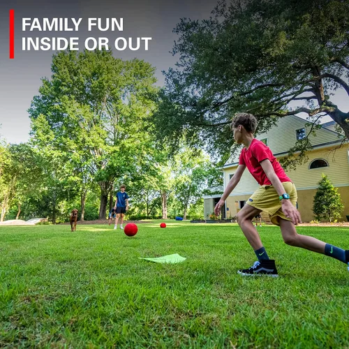 Vista 3 de Rukket Kickball Set con bases Placas de goma y Kick Ball Perfecto para niños y adultos Juego de patio y patio trasero Bomba de aire y conos