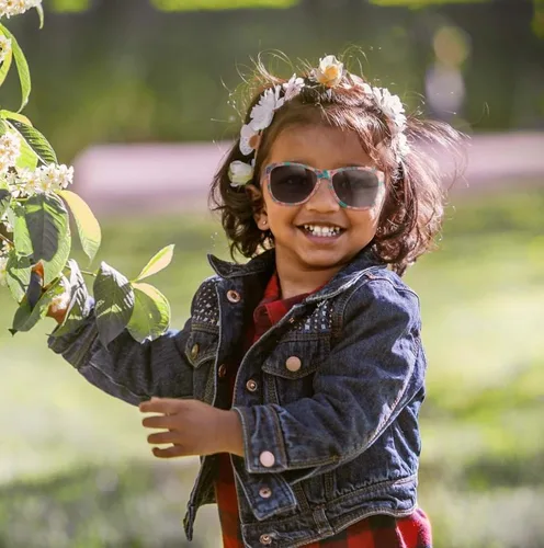 Vista 4 de Stephen Joseph, Gafas de sol para niños pequeños, gafas de sol clásicas para niñas y niños, arcoíris