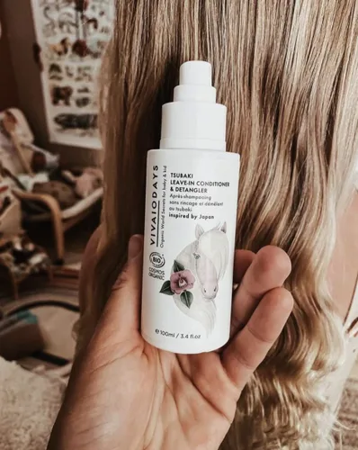 Vista 3 de VIVAIODAYS Organic Tsubaki Kids - Acondicionador y desenredante sin enjuague, para peinar el cabello sin lágrimas y fácil (3.4 oz 3.4 fl oz)