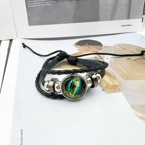 Vista 6 de rgwtgkyh Pulseras de San Judas para mujeres y hombres, pulsera de Virgen María Jesús hijo, pulsera vintage de cuero tejido a mano negro marrón