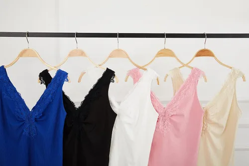 Vista 8 de Bigeoosh Chalecos de punto con cuello en V profundo y encaje para mujer, camisetas sin mangas