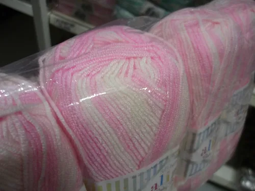 Vista 3 de 90% acrílico suave lana 10% hilo de bambú para tejer a mano Alize Baby Best Batik Crochet Lace Bordado Arte Artesanía Kit de costura Baby Blanket
