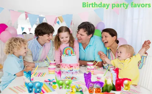 Vista 3 de Bluk - Pequeños juguetes sensoriales antiestrés con diseño de arco iris, miniherramientas sensoriales con burbujas emergentes simples, colgantes