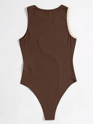 Vista 2 de Verdusa Body de una pieza para mujer, sin mangas, con bloques de color, cuello redondo