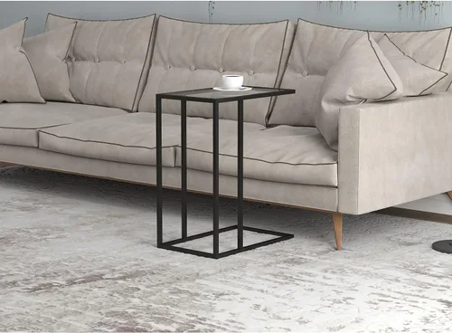 Vista 2 de Safdie & Co. Mesa de acento 19L de cristal en forma de C de metal negro, transparente