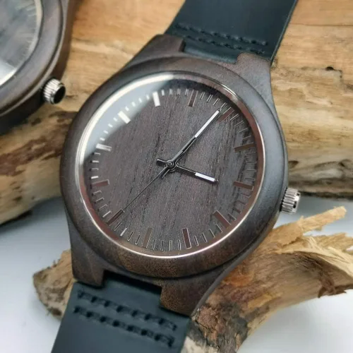 Vista 3 de Nightlight personalizado grabado reloj de madera niños casual hecho a mano reloj de madera para hombres familia amigos regalo personalizado