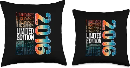 Vista 3 de Limited Edition Vintage 2016 Retro Birthday Throw Pillow