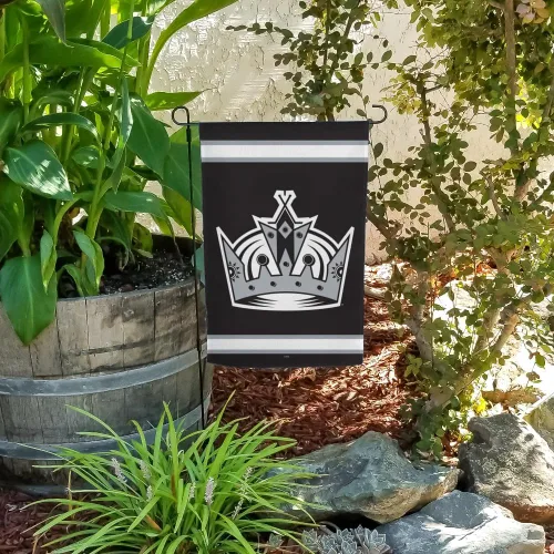 Vista 4 de Bandera de jardín con logotipo de Los Angeles Kings de la NHL