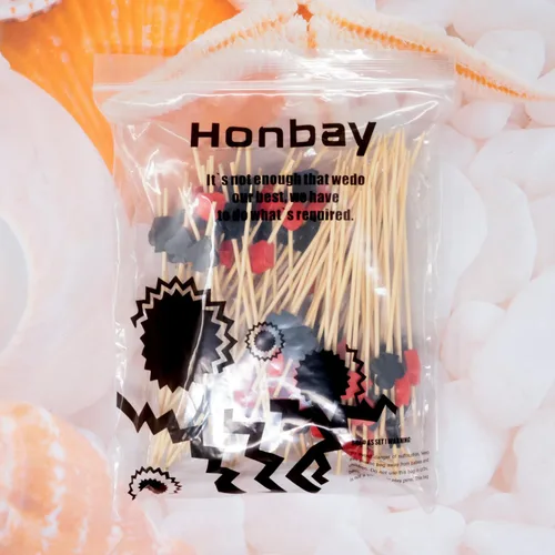 Vista 8 de Honbay 100 piezas de póker negro y rojo con forma de bambú para cócteles, frutas, alimentos, hamburguesas, palillos de dientes, decoración