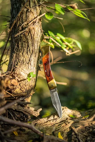 Vista 6 de Uncle Henry LB7 Bear Paw - Cuchillo de bolsillo tradicional con punta de clip de 3.7 pulgadas, hoja SS de alto carbono, mango de madera, refuerzos