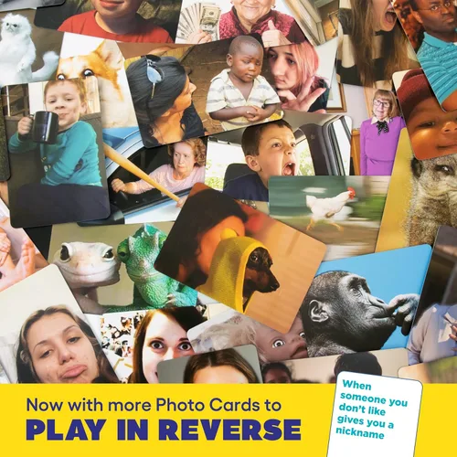 Vista 4 de WHAT DO YOU MEME? Family Edition by Relatable, Now with Refreshed Content - Kids Games 8+, Family Games for Kids and Adults, Includes 300 Caption
