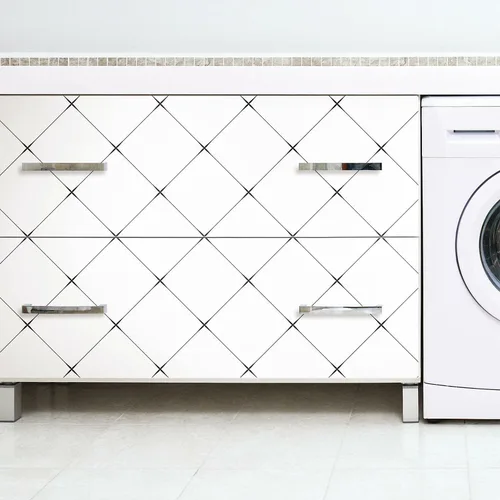 Vista 4 de RoomMates RMK12035RL Papel tapiz geométrico de azulejos de diamante blanco y negro
