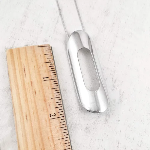 Vista 3 de Open Curved Long Oval Pendant Necklace, Sterling Silver 925 Polished Finish, Geometric Shape, Chain 17.5" Long, Handmade by Claudia Lira