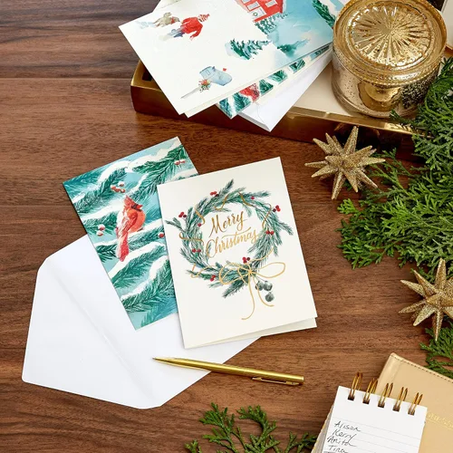 Vista 2 de Hallmark Surtido de tarjetas de Navidad en caja, cardenales y granero nevado (40 tarjetas y sobres)