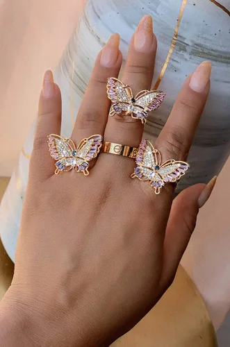 Vista 5 de Lavencious Anillo ajustable con diseño de mariposa con circonitas AAA y piedras de color para mujer