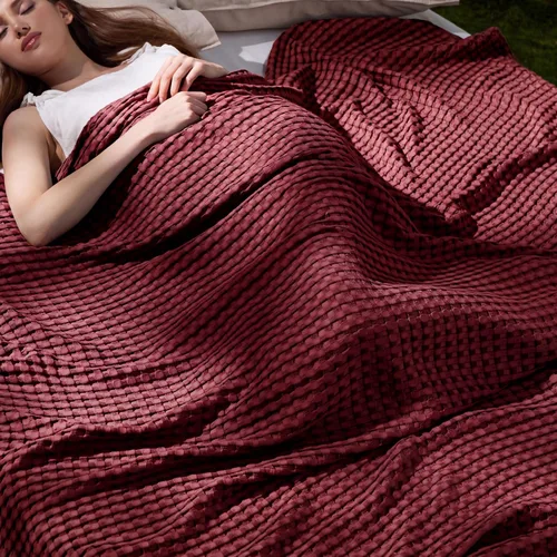 Vista 46 de Bedsure - Manta XL de punto gofre de algodón refrescante - Manta ligera y transpirable de rayón derivado de bambú para personas que se acaloran al