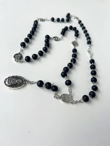 Vista 2 de Seven Sorrows of Mary Rosary - Collar de joyería católica de 0.236 in con cuentas de madera para orar (negro), Zinc, Sin piedra preciosa
