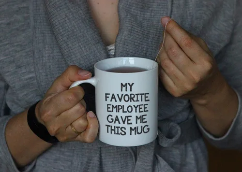 Vista 6 de Funny Boss - Taza de café de oficina – Regalo para mi empleado favorito – Regalo de oficina de broma para el mejor jefe – Cumpleaños únicos y – Taza