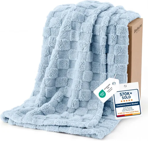 Vista 13 de Bedsure GentleSoft - Manta verde salvia para sofá, manta de forro polar a cuadros, regalos de Navidad para mujeres, hombres y niñas, bonita manta