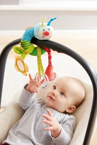 Vista 3 de HABA Anillo de felpa lavable a máquina con elementos colgantes para 6 meses